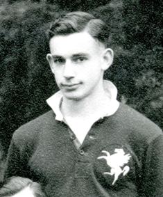 J H Geoffrey Watson (Football, 1939).